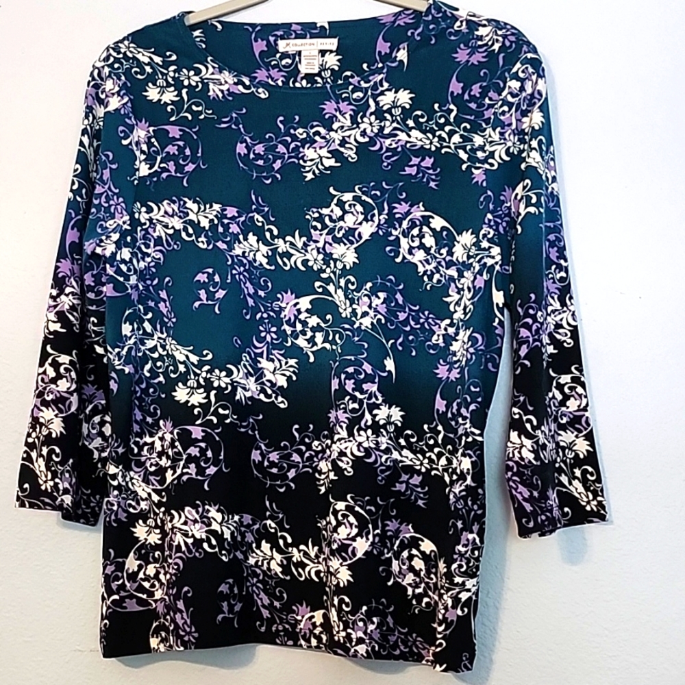 Womens Petite Large 3/4 sleeve green and black, white and purple design.